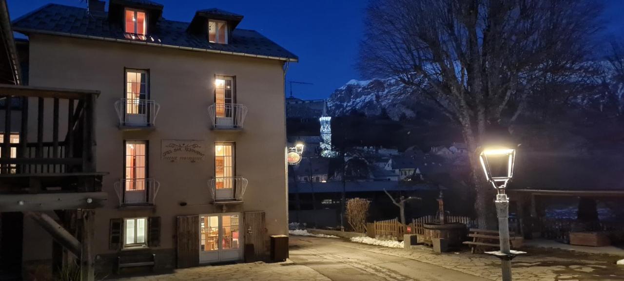 L'Auberge Saint-Vincent-les-Forts 외부 사진