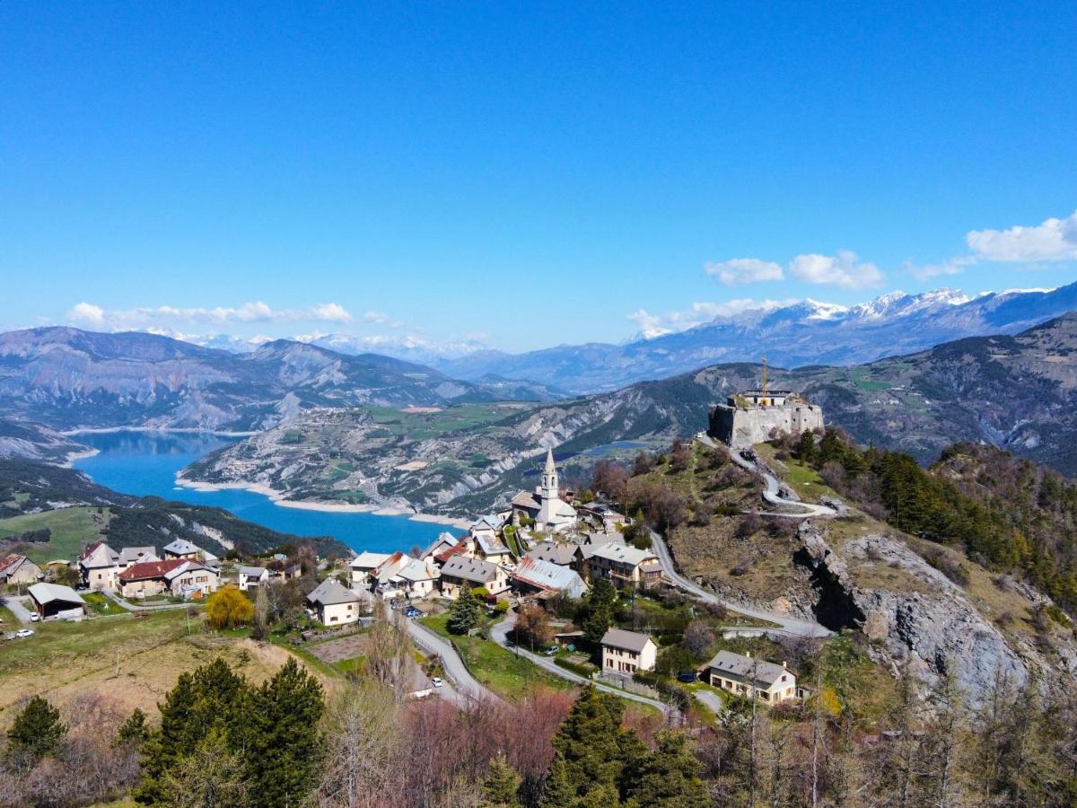 L'Auberge Saint-Vincent-les-Forts 외부 사진